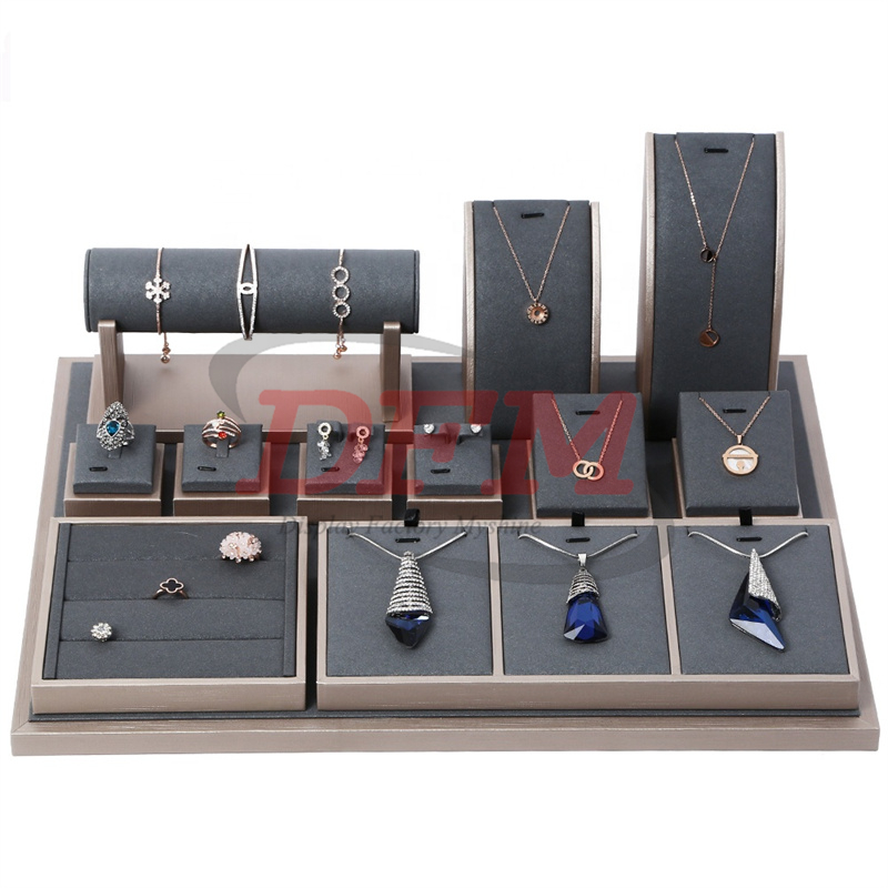 Jewelry Display-006